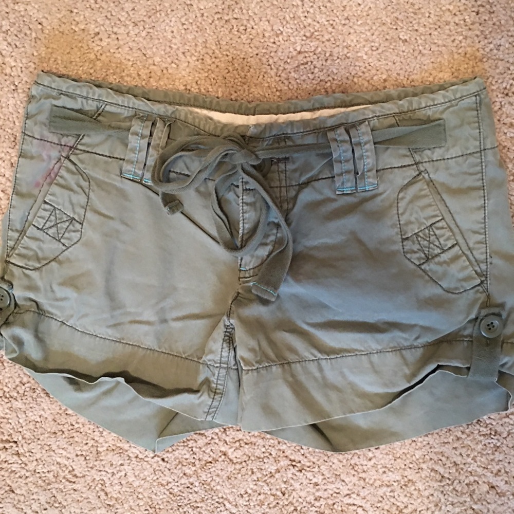 American Eagle cargo shorts
